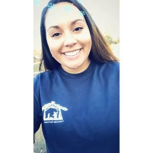 Meet your Posher, Danielle